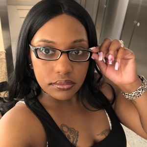 Meet your Posher, Knesha